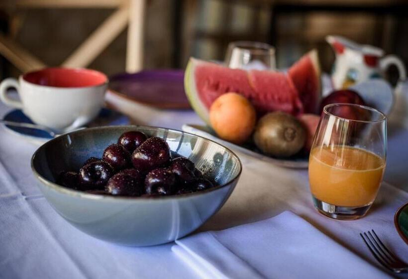 De Aldaca Rural   Only Adults