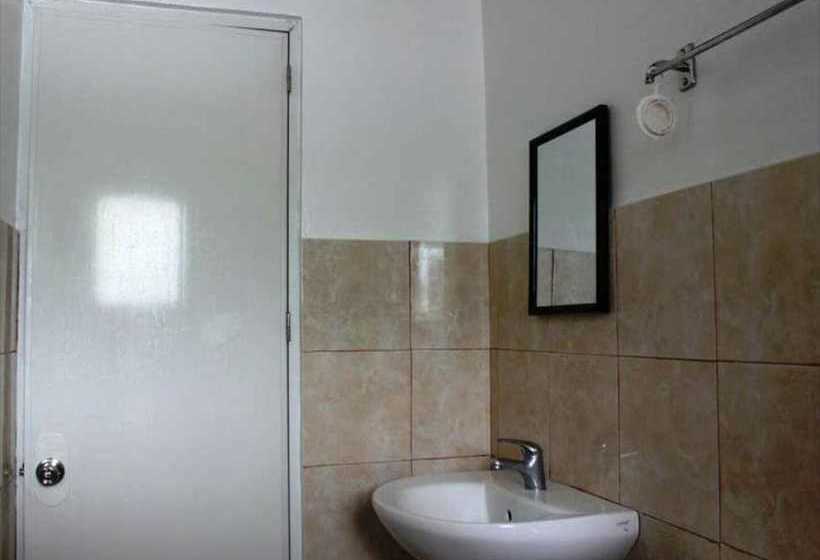 酒店 Camiguin Chumz Travelodge