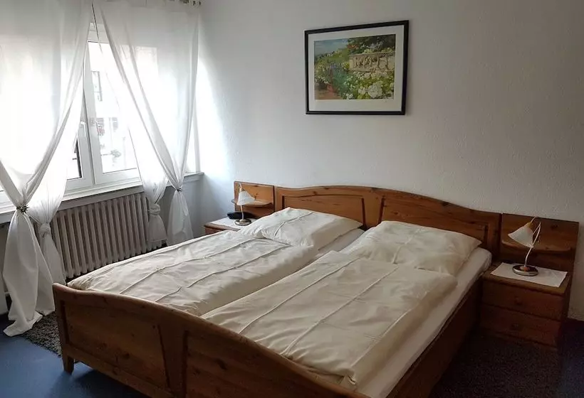 هتل Frambach