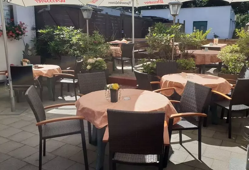 هتل Frambach