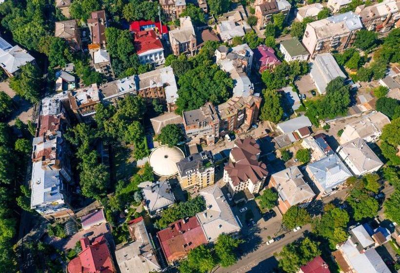 هتل Mandarin Clubhouse