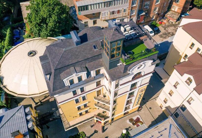 هتل Mandarin Clubhouse