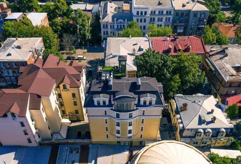 هتل Mandarin Clubhouse