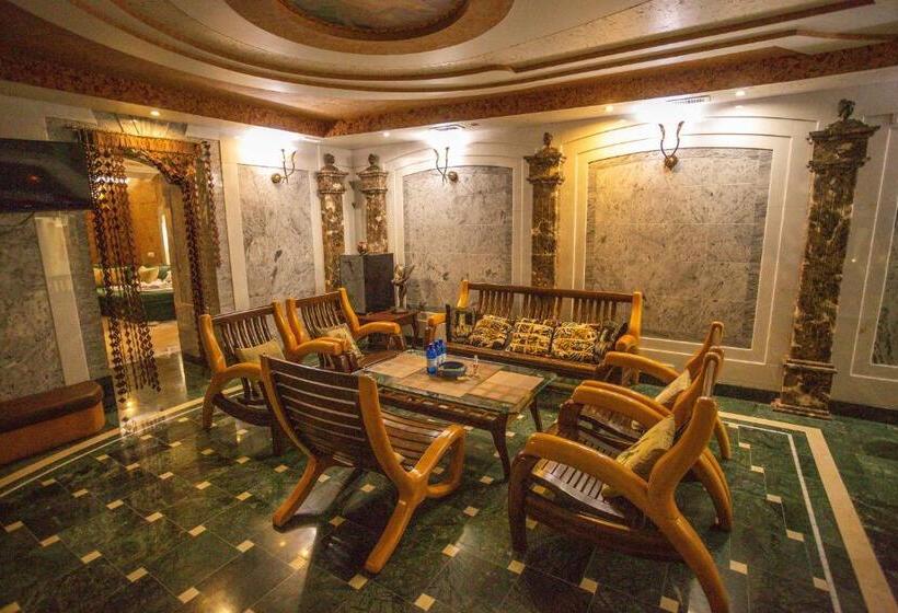 هتل Mandarin Clubhouse