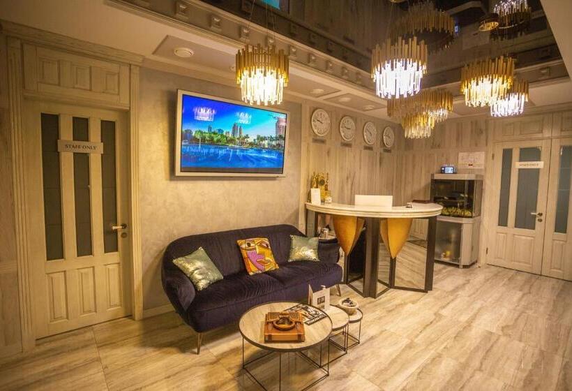 هتل Mandarin Clubhouse