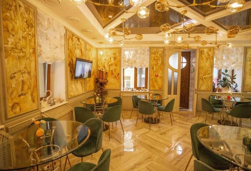 هتل Mandarin Clubhouse