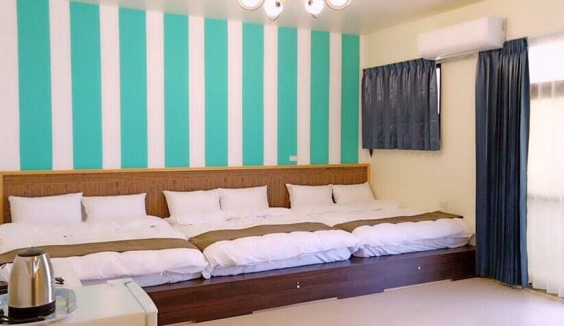 پانسیون Happy Fish