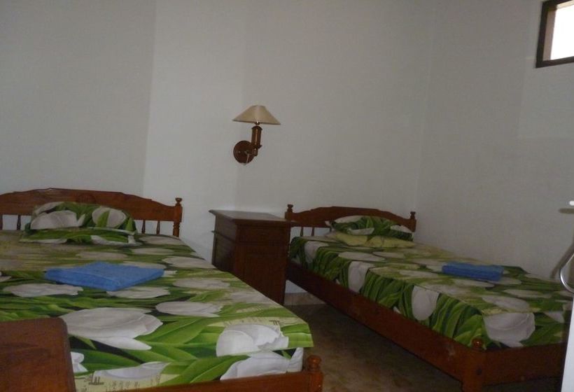 Pensjonat Pondok Santhi Homestay