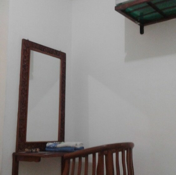 Pensjonat Pondok Santhi Homestay