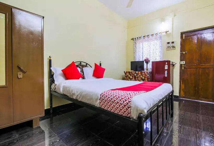 ペンション Villa Cruz Beach Guest House