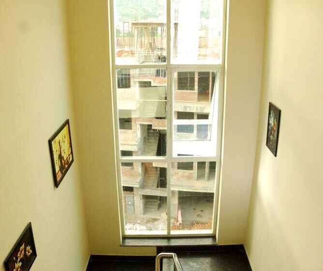 בית מלון כפרי The Raas Mahal