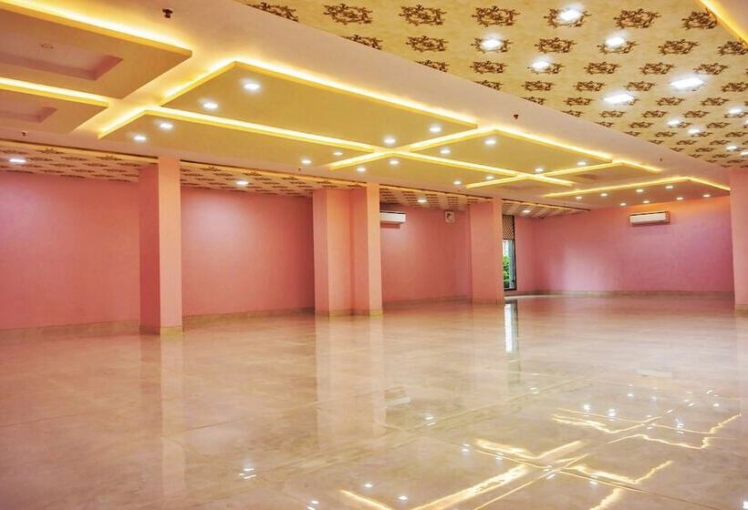 בית מלון כפרי The Raas Mahal