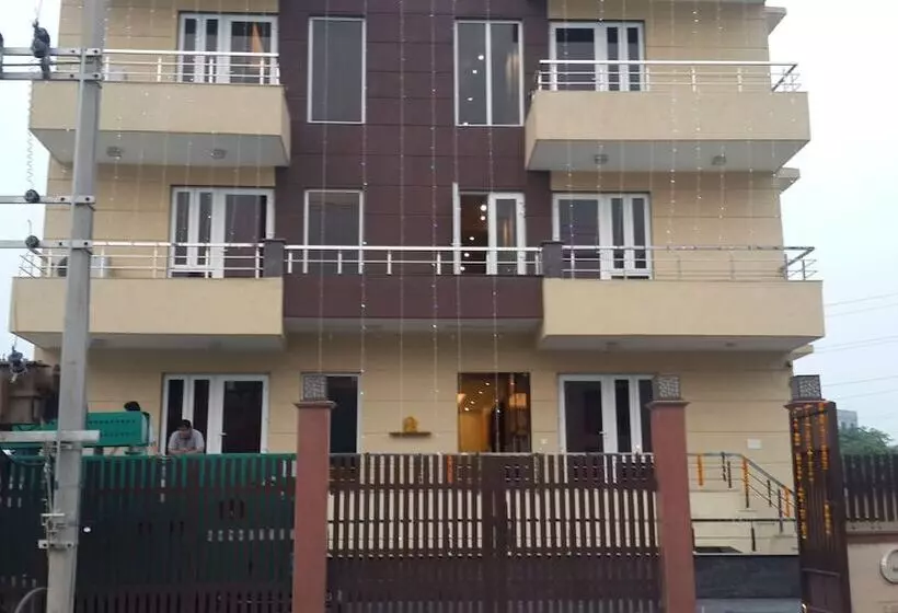 ペンション Gd House