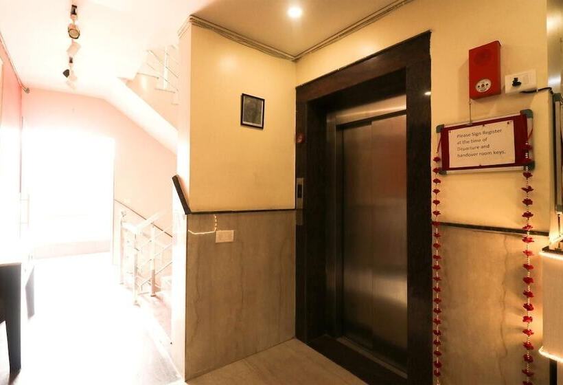 פנסיון Gd House