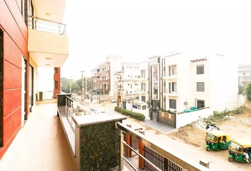 ペンション Gd House