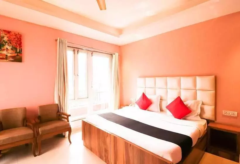 ペンション Gd House