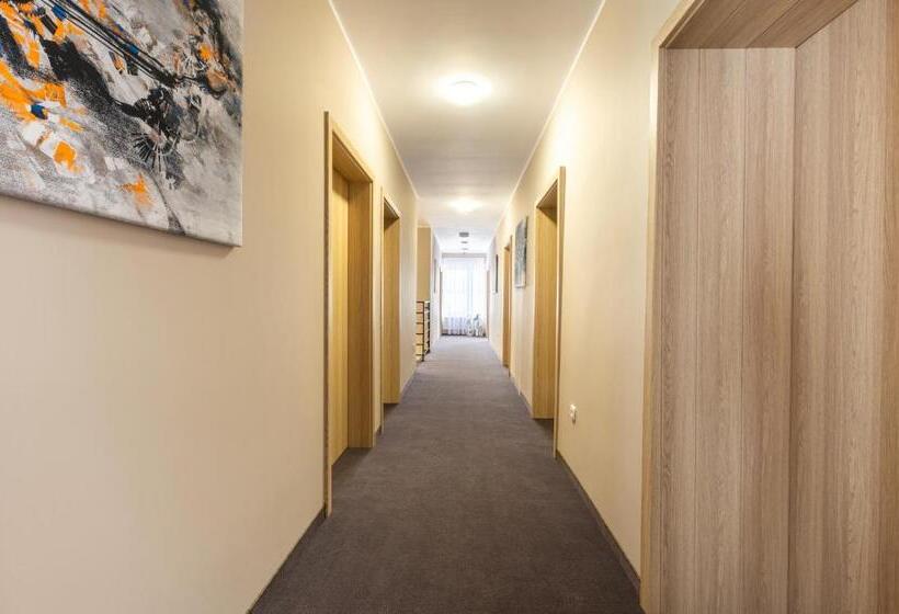 Hotel Astoria Fly Modlin Airport