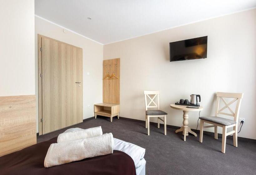Hotel Astoria Fly Modlin Airport