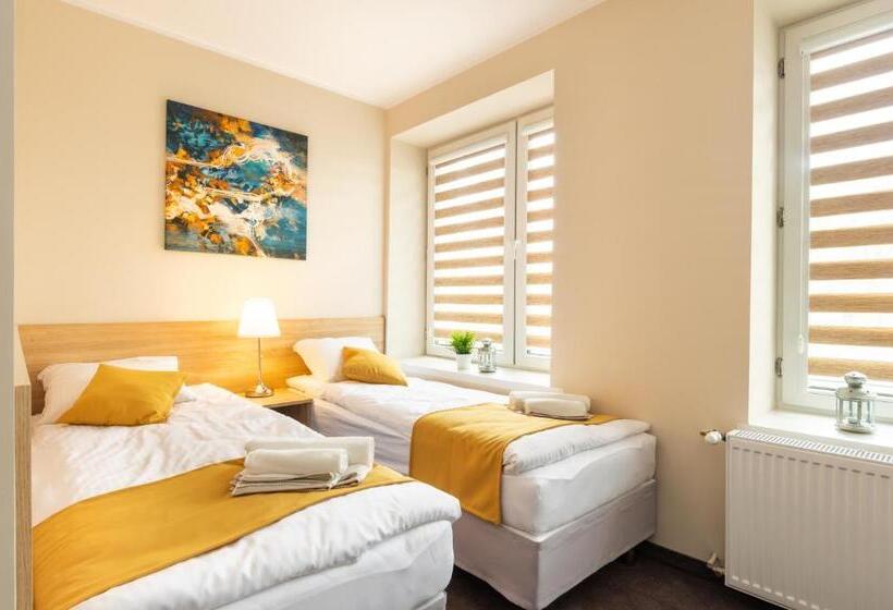 Hotel Astoria Fly Modlin Airport