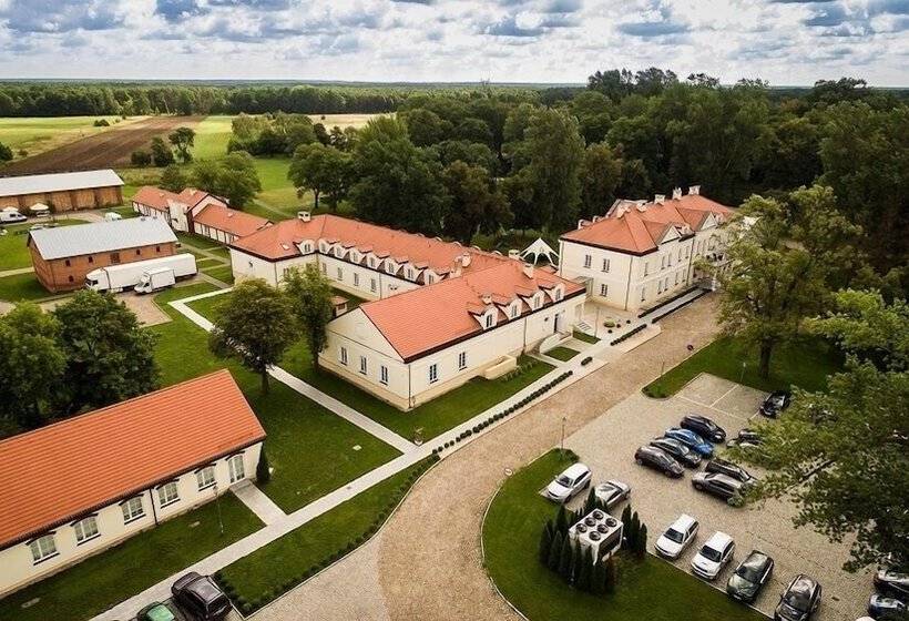 בית מלון כפרי Sobienie Krolewskie