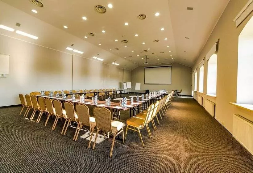 ホテル Sobienie Krolewskie