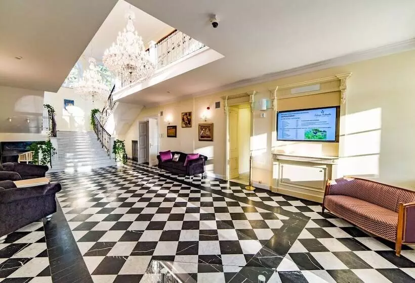 ホテル Sobienie Krolewskie