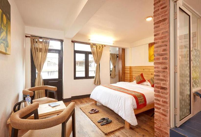 تختخواب و صبحانه Mangal Chhen