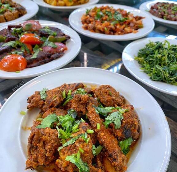 تختخواب و صبحانه Mangal Chhen