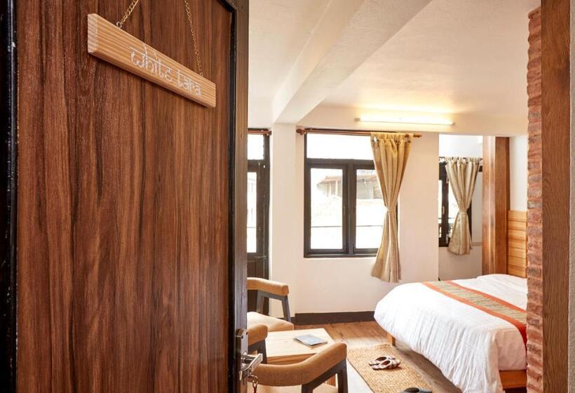 تختخواب و صبحانه Mangal Chhen