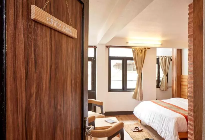 تختخواب و صبحانه Mangal Chhen