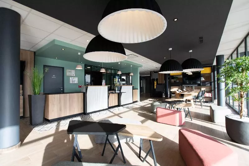 B&b Hotel Compiègne