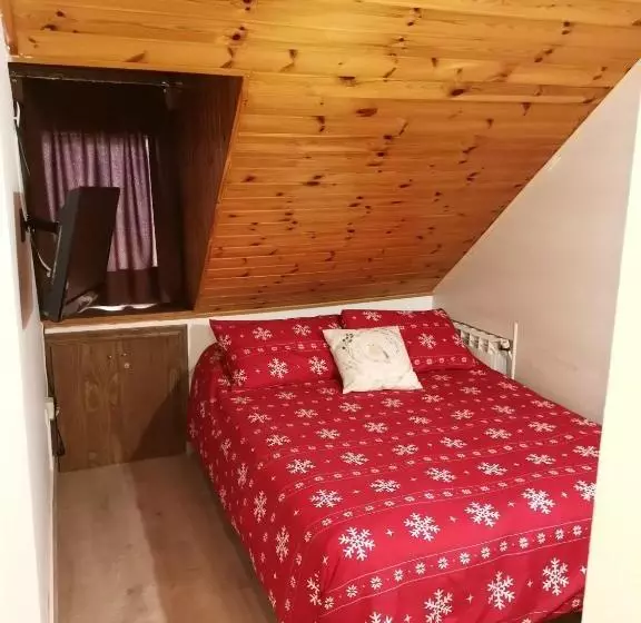 Majatalo Hostal Rural Sant Climent