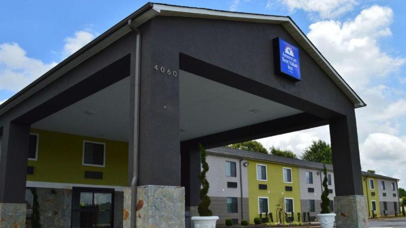 فندق Americas Best Value Inn Memphis Airport