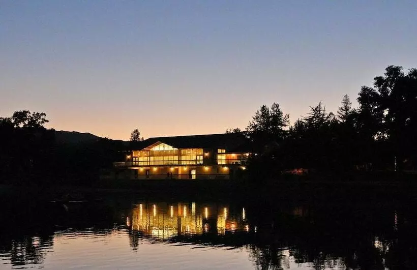 酒店 Atascadero Inn