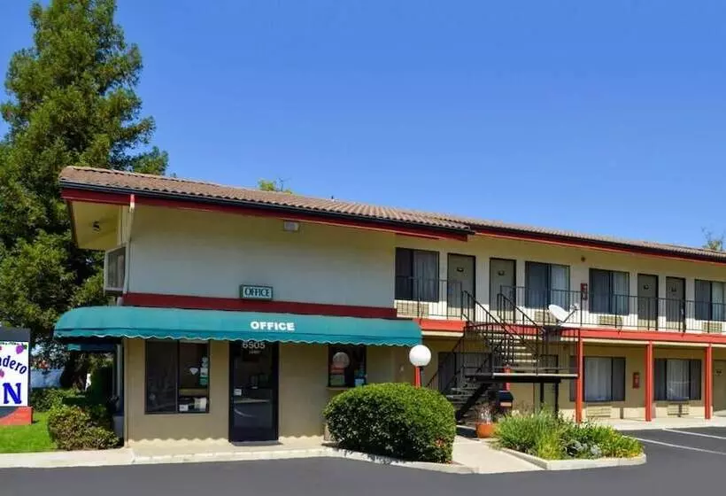 酒店 Atascadero Inn