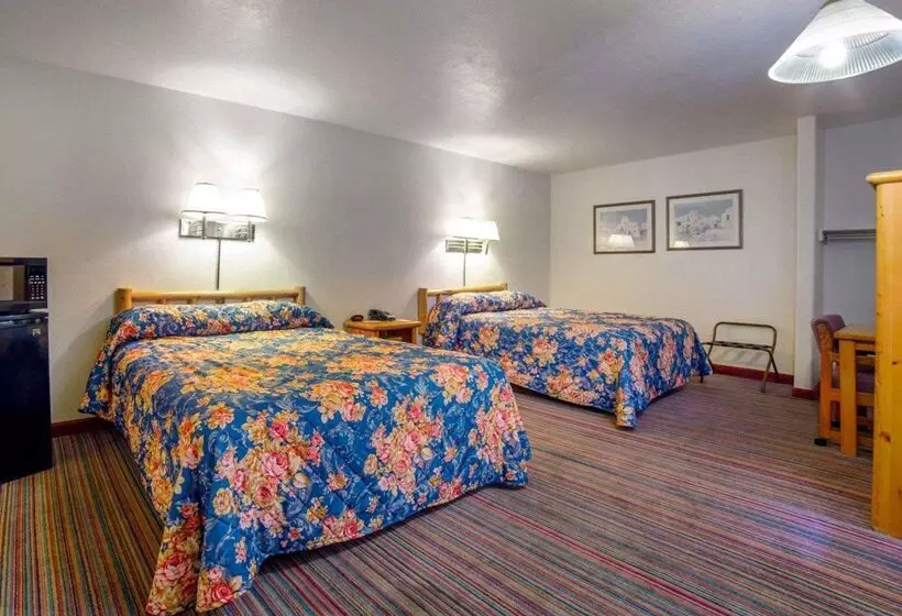 فندق Rodeway Inn