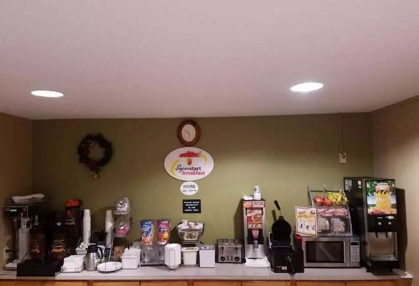 Отель Ramada By Wyndham York Harrisburg Hersey