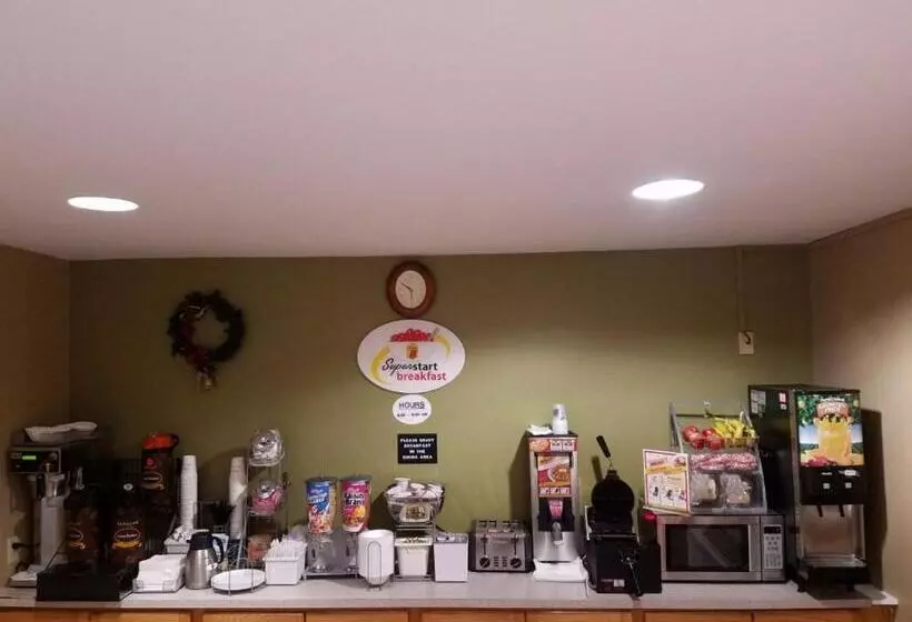 Отель Ramada By Wyndham York Harrisburg Hersey