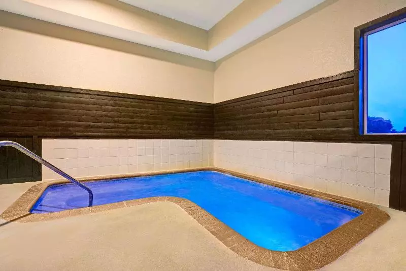 汽车旅馆 Blaine Town Inn & Suites