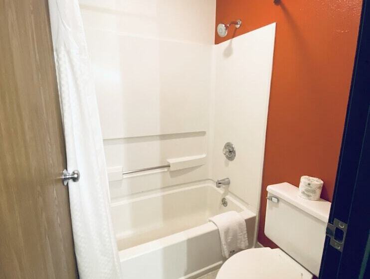 فندق على الطريق Loyal Duke Lodge