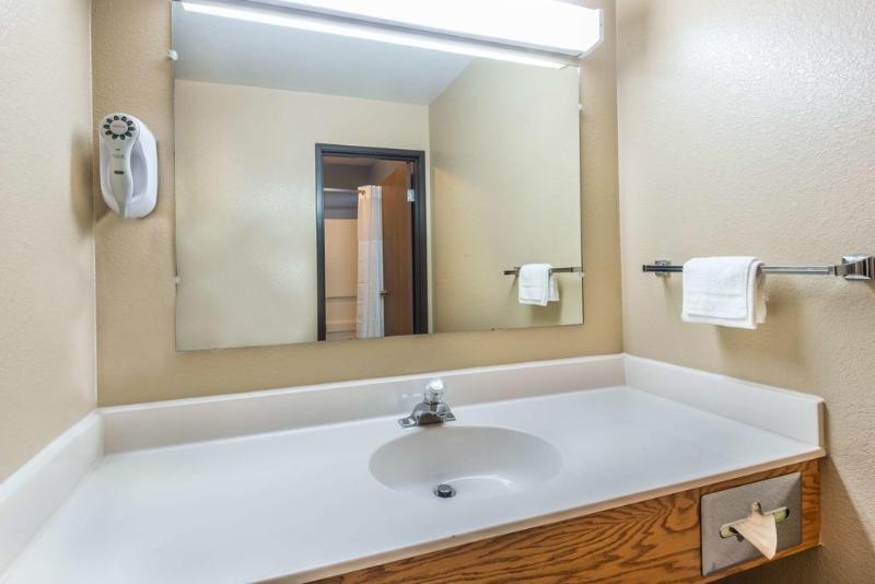 فندق على الطريق Loyal Duke Lodge