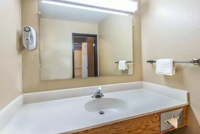 모텔 Loyal Duke Lodge