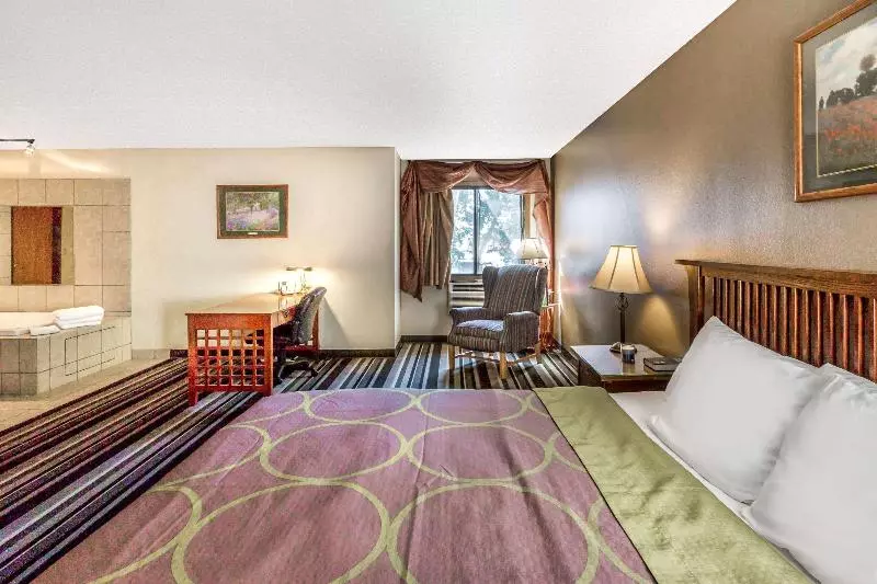 מוטל Super 8 By Wyndham Airport I90