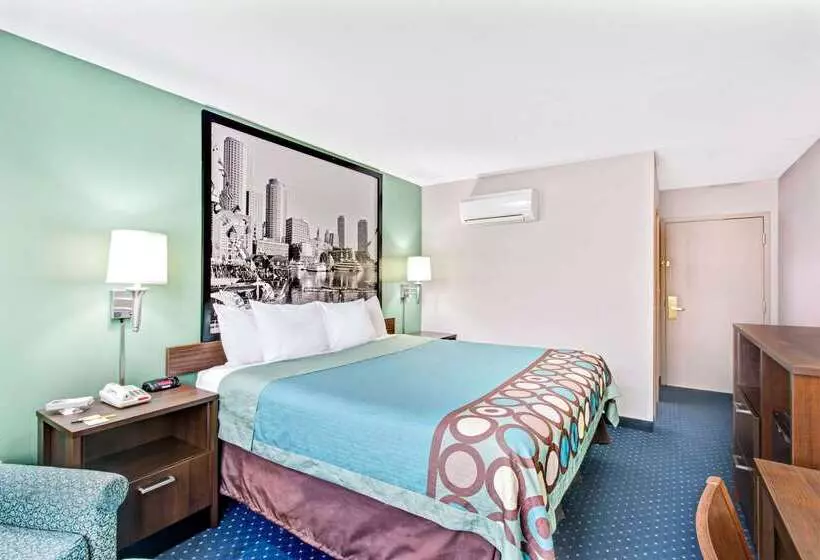 מוטל Super 8 By Wyndham Brockton