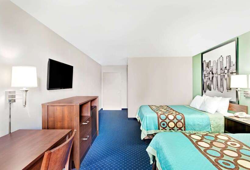 فندق على الطريق Super 8 By Wyndham Brockton