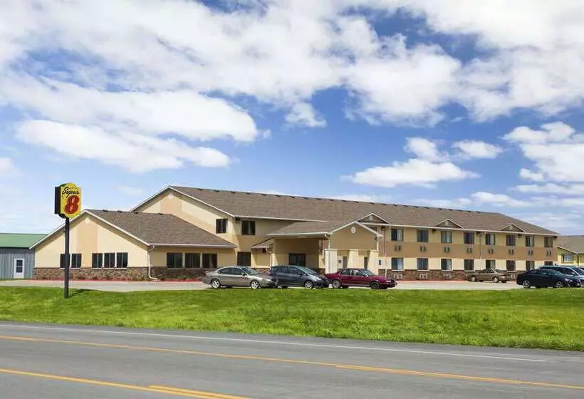 فندق على الطريق Super 8 By Wyndham Cameron