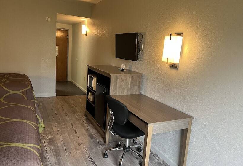 فندق على الطريق Super 8 By Wyndham Clemmons/winstonsalem Area