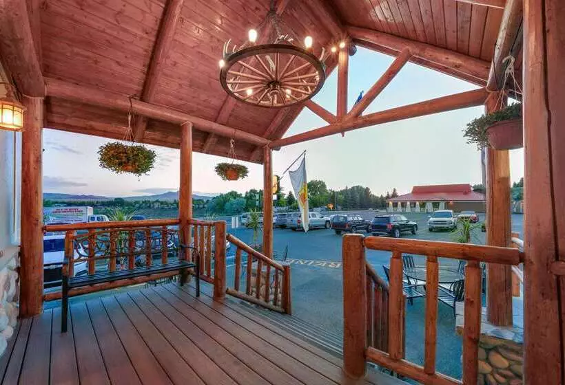 汽车旅馆  Super 8 By Wyndham Cody