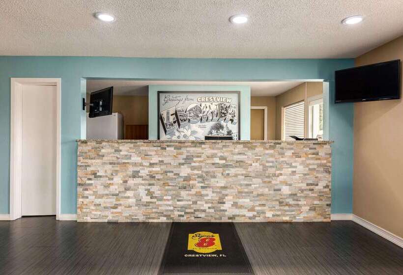 Opulent Oasis Motel Crestview