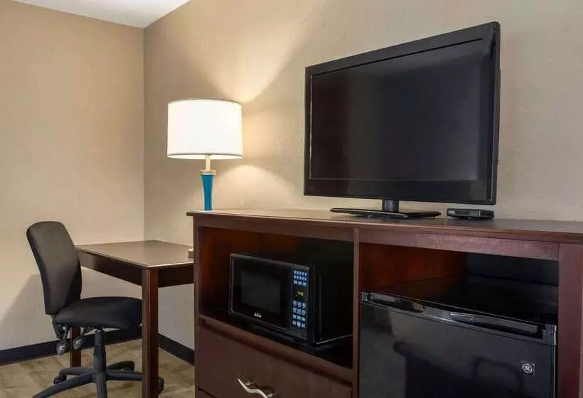 Opulent Oasis Motel Crestview